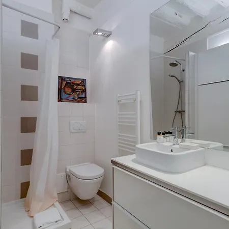 Апартаменты Honore Nest - Elegant 1br Unit In Saint-honore District
